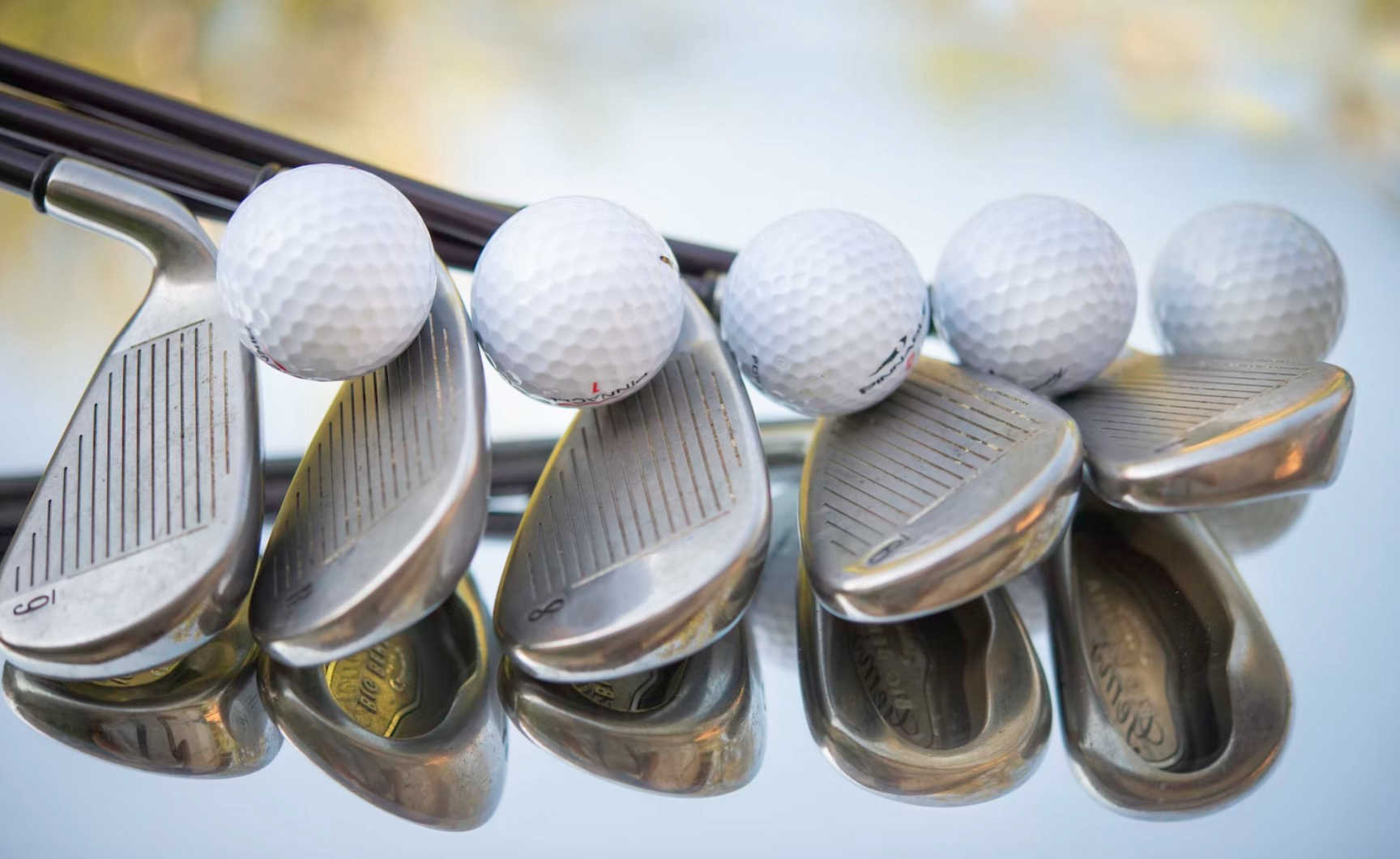 Les 20 accessoires de golf indispensables : la liste ultime